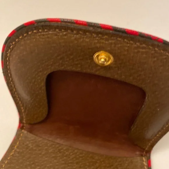 Gucci Accessory Collection Rounded Pouch Compact - Picture 8 of 13